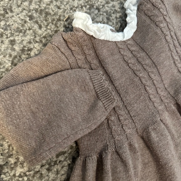 Edgehill Collection baby girl dress - Picture 2 of 4